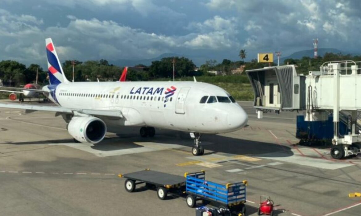 Aeropuerto Internacional Camilo Daza inició operación de nueva ruta aérea hacia Medellín