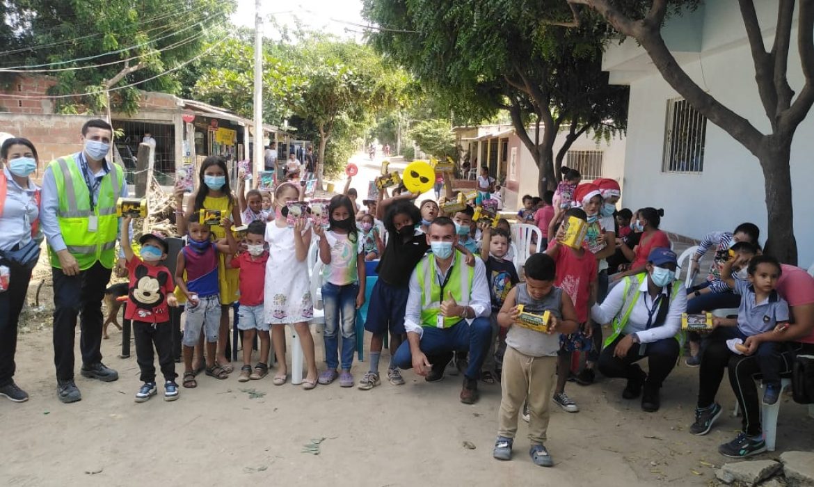 Compartimos junto a las familias de las comunidades cercanas al aeropuerto Simón Bolívar