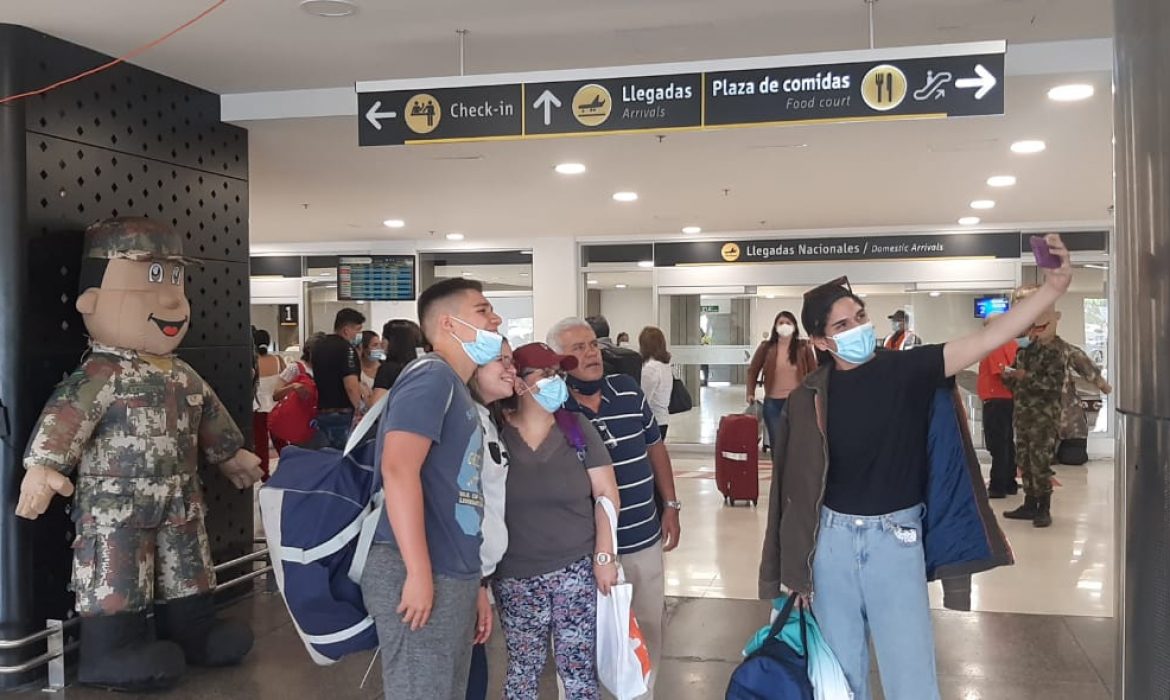 Música y diversión con el apoyo del Ejército Nacional de Colombia en el Aeropuerto Internacional Camilo Daza de Cúcuta