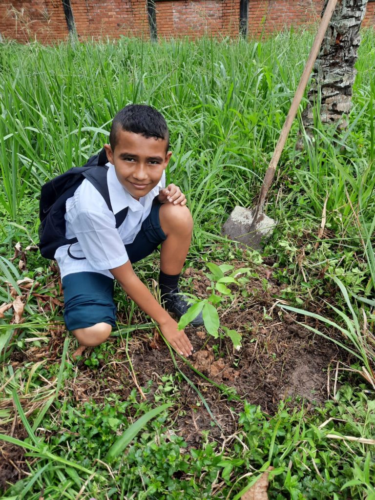 WhatsApp Image 2022-04-22 at 12.25.02 PM (3)