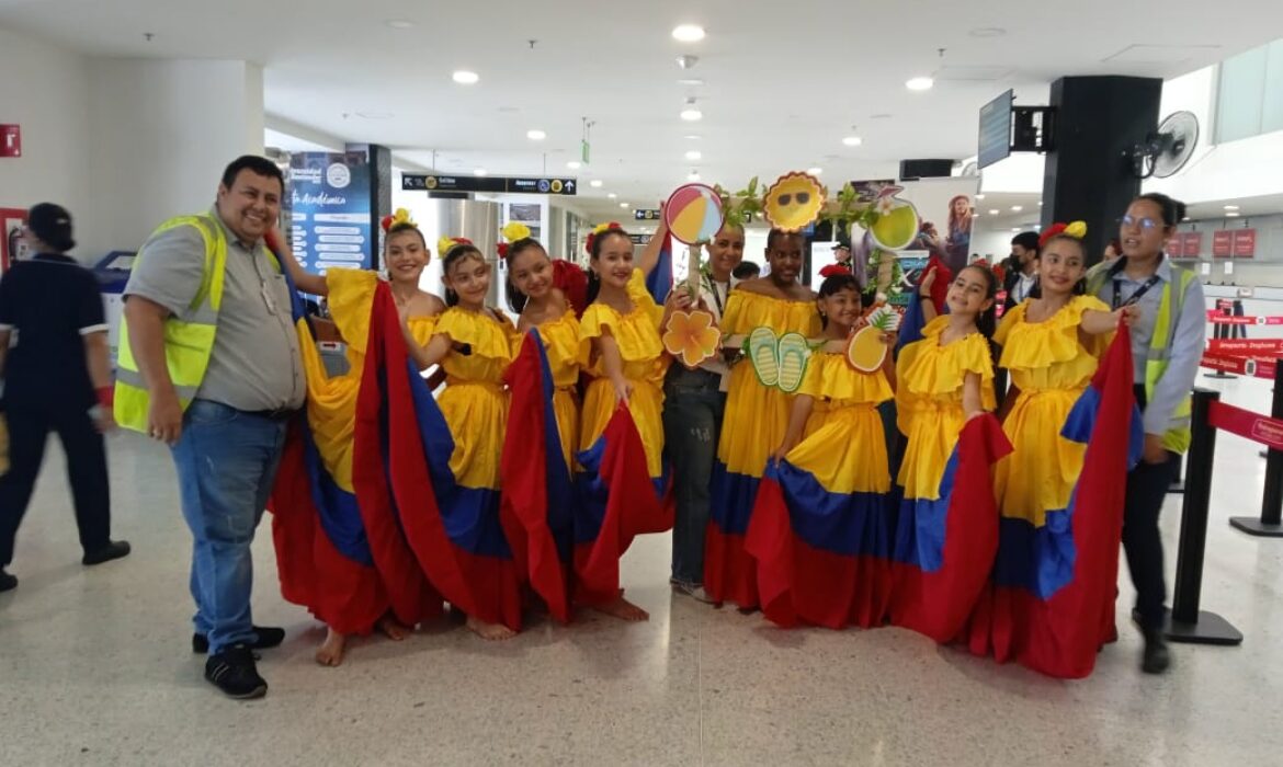 El Aeropuerto Internacional Camilo Daza bailó al ritmo de cumbia