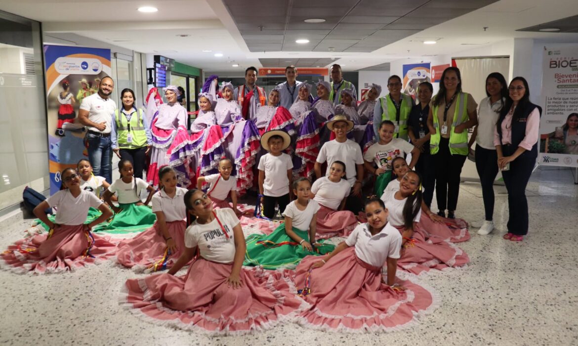 El Aeropuerto Internacional Palonegro promovió la cultura y el turismo con una presentación artística
