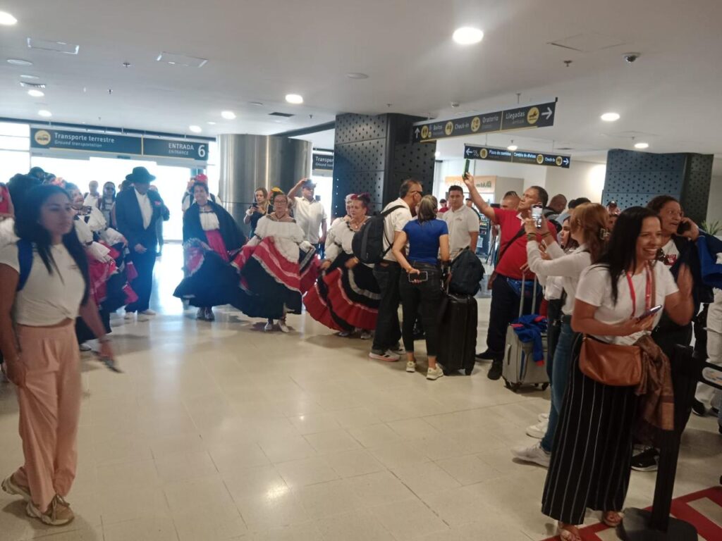 WhatsApp Image 2024-10-06 at 9.33.33 PM (2)