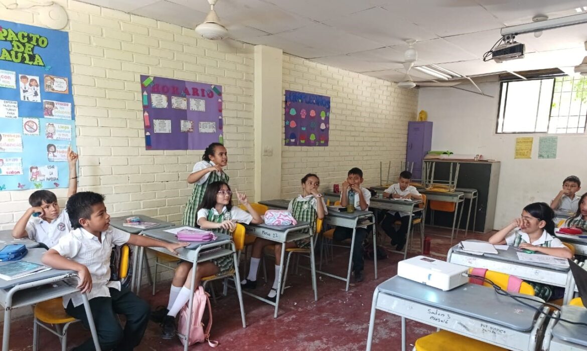 ADO conmemora Día de la Tierra en el Colegio los Laureles